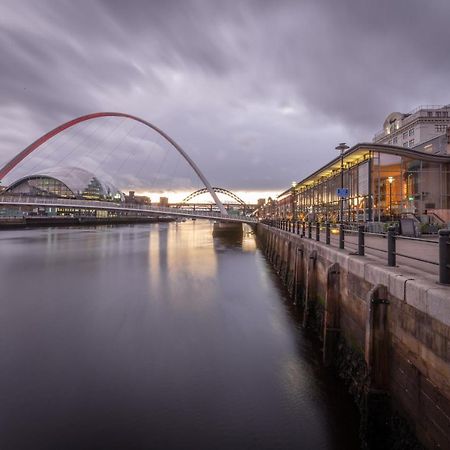 Newcastle City Centre Spacious Town House Free Parking And Wifi Extérieur photo