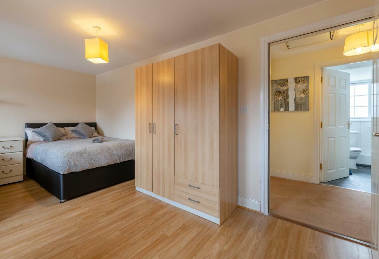 Newcastle City Centre Spacious Town House Free Parking And Wifi Extérieur photo
