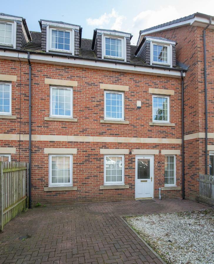 Newcastle City Centre Spacious Town House Free Parking And Wifi Extérieur photo