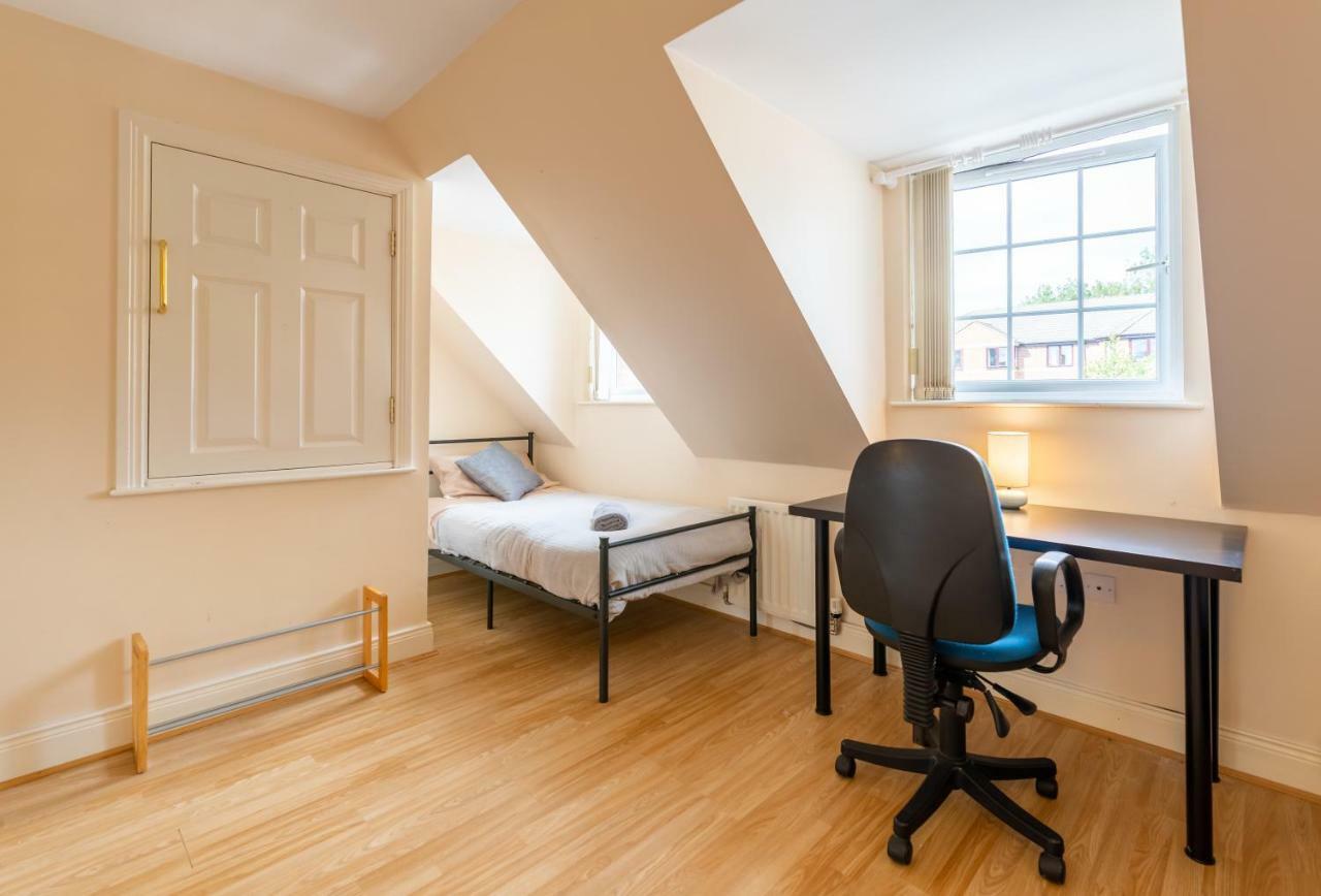 Newcastle City Centre Spacious Town House Free Parking And Wifi Extérieur photo